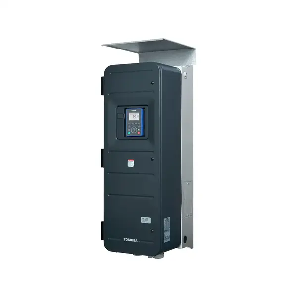 Toshiba VF-AS3 Frequenzumrichter IP55, stellvertretend für die Modelle VFAS3-4370PCE, VFAS3-4300PCE und VFAS3-4220PCE, Breite 290/320 mm, Höhe 910/1015 mm, Tiefe 340 mm, Gewicht ca. 50 kg, Leistung 22 kW/46,3 A bis 45 kW/88 A.