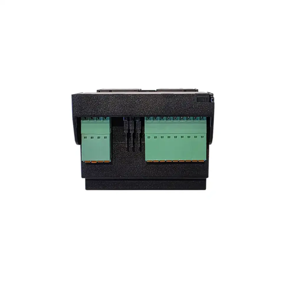 Obere Anschlussseite des EAP B03 mit 24-V-Versorgung und Klemmenpaaren für 5 RS-485-Linien (A/B/C), inkl. beschrifteter Terminierungs-/Modus-DIPs.